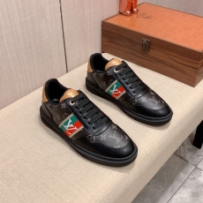 Louis Vuitton Low Shoes